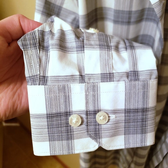 NWOT Perry Ellis Mens buttoned down shirt size L - Picture 8 of 8